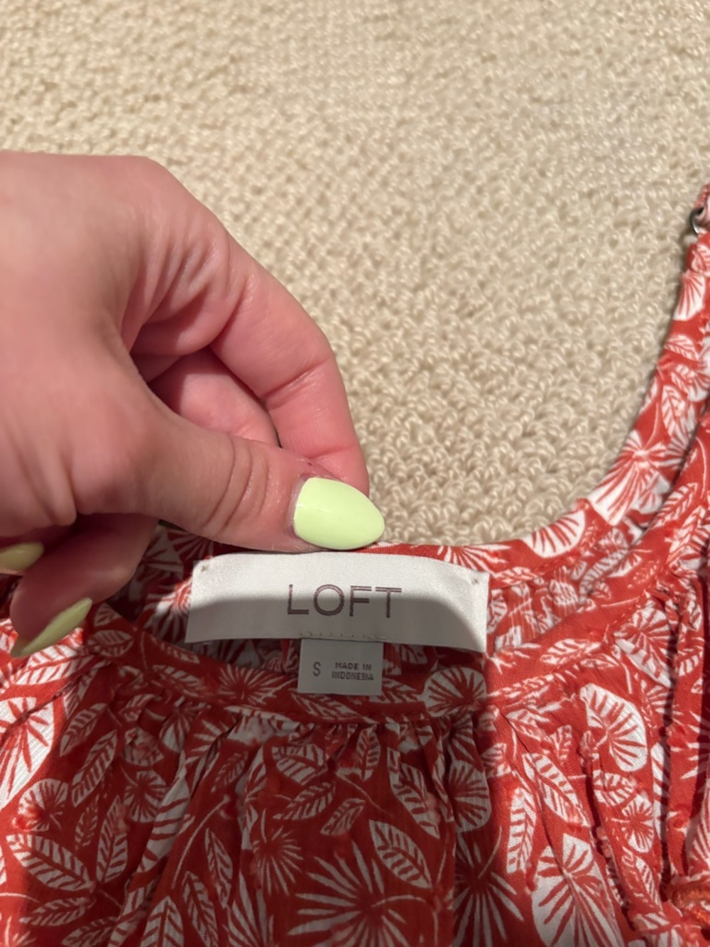 LOFT Red White Floral Ruffle Cami - Picture 2 of 2
